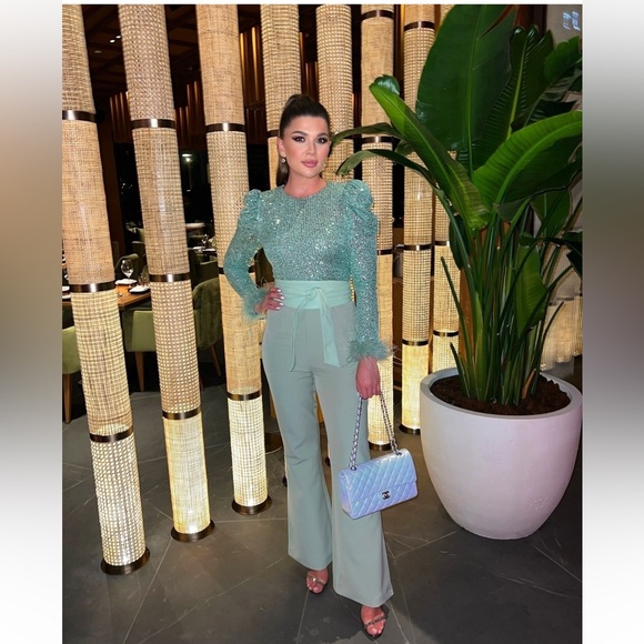 NEW SEASON Lavish Alice feather and sequin embellished jumpsuit missing belt - Picture 2 of 13